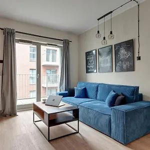 Grano - Pool, Sauna, & Parking By Downtown Lägenhet
